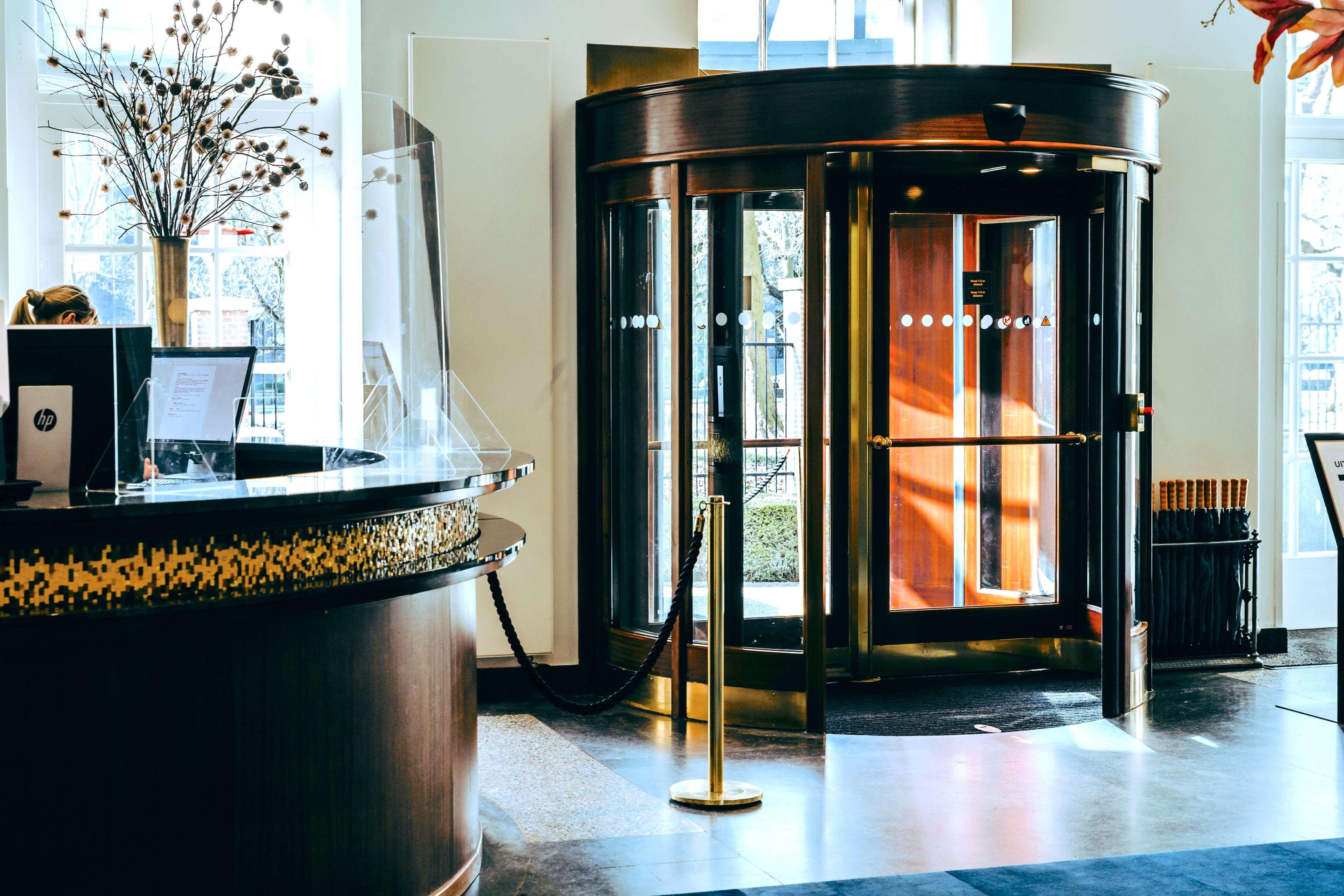 Vista Lobby Grand Hotel Karel V