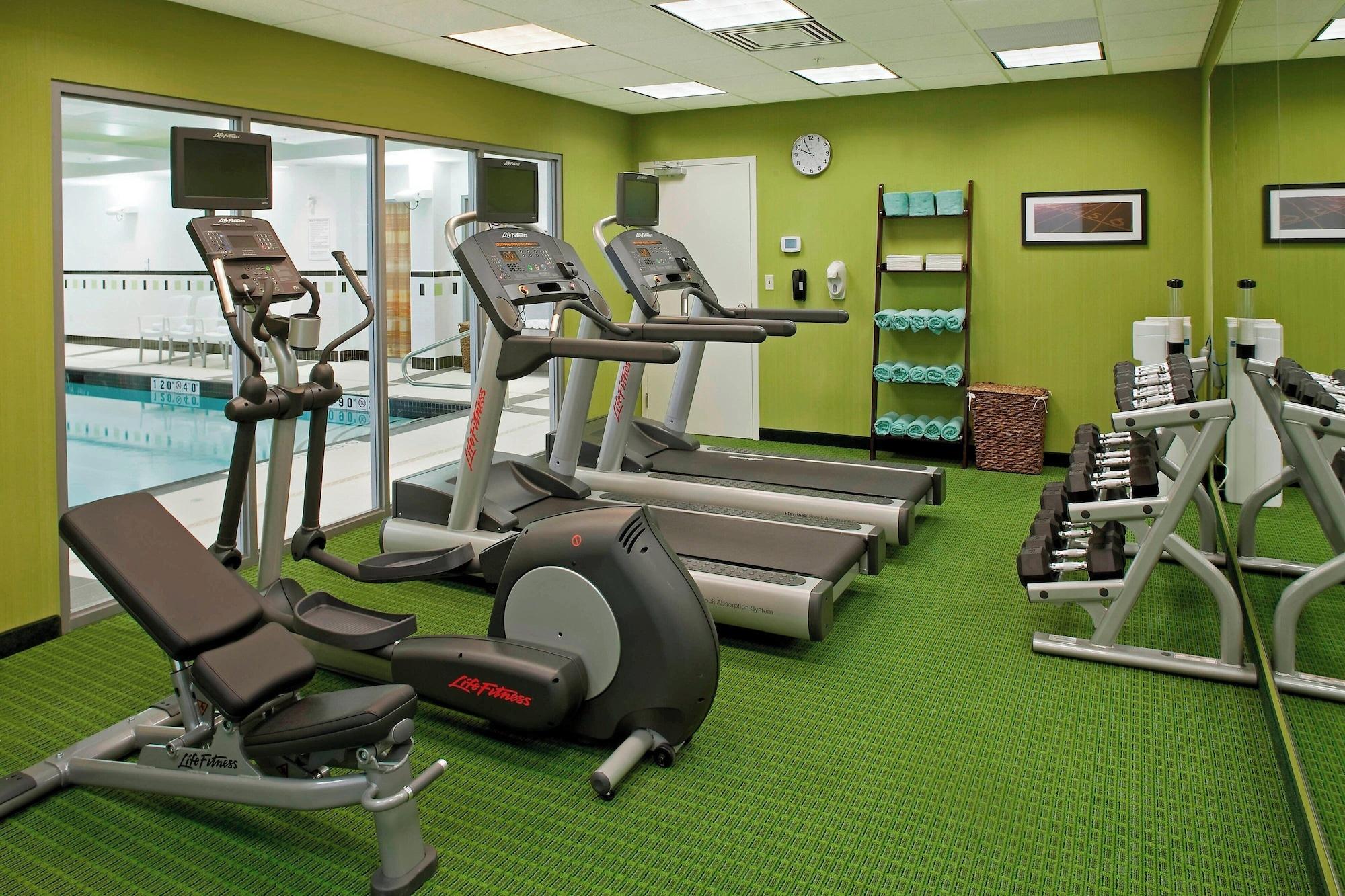 Gimnasio Fairfield Inn & Suites by Marriott Toronto Mississauga