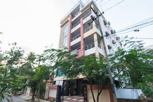 Alojamiento - OYO 7317 Sree Darshini