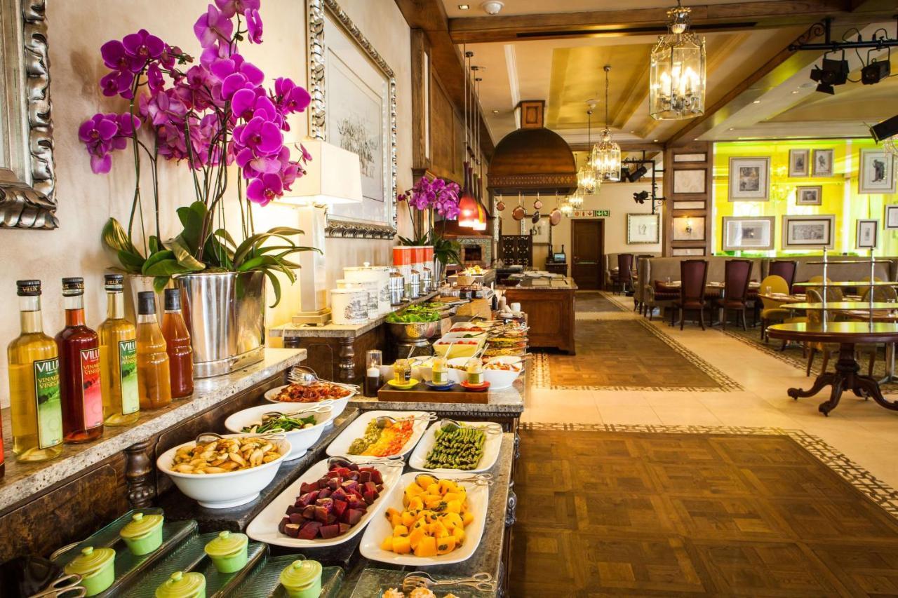 Restaurant Pivot Hotel Montecasino