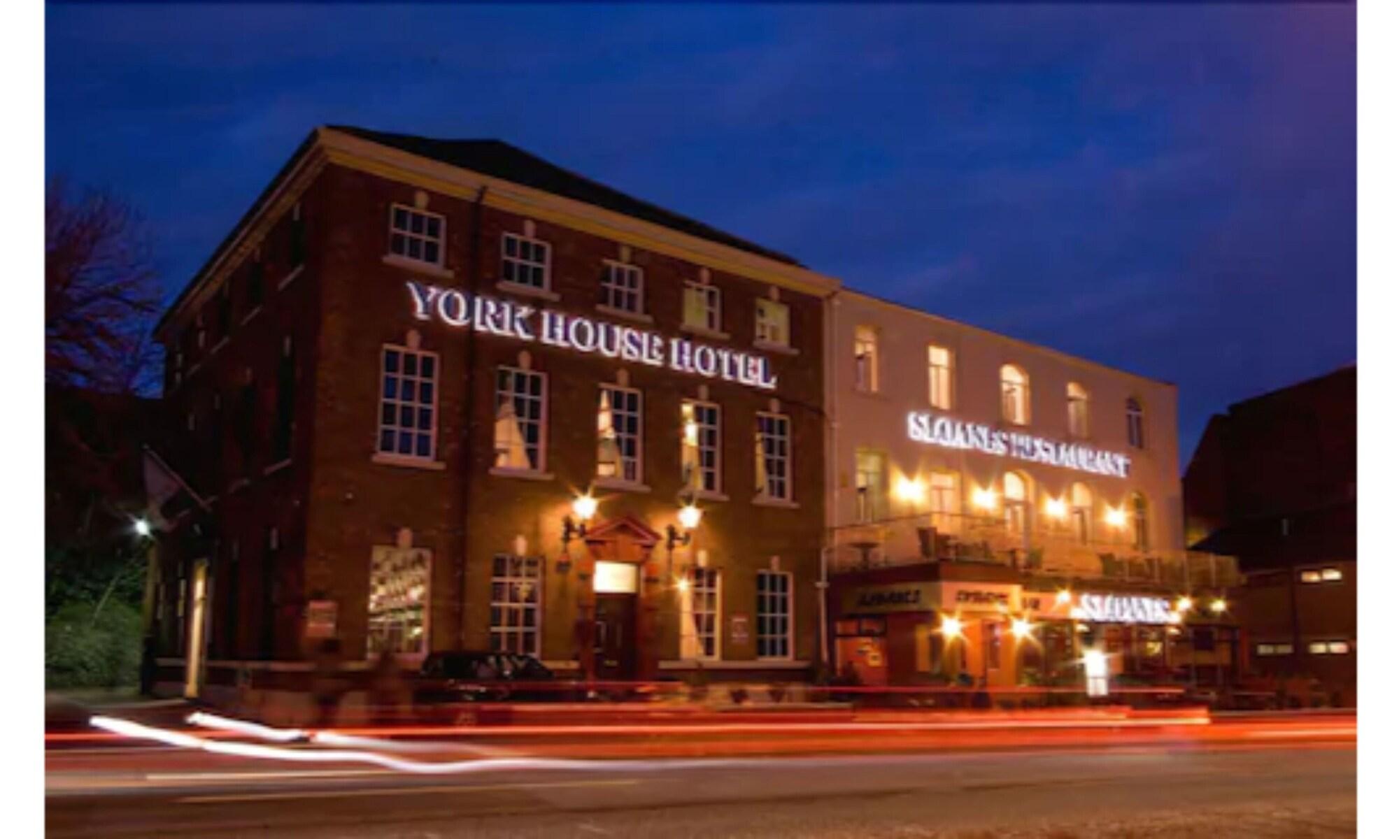 Varios York House Hotel