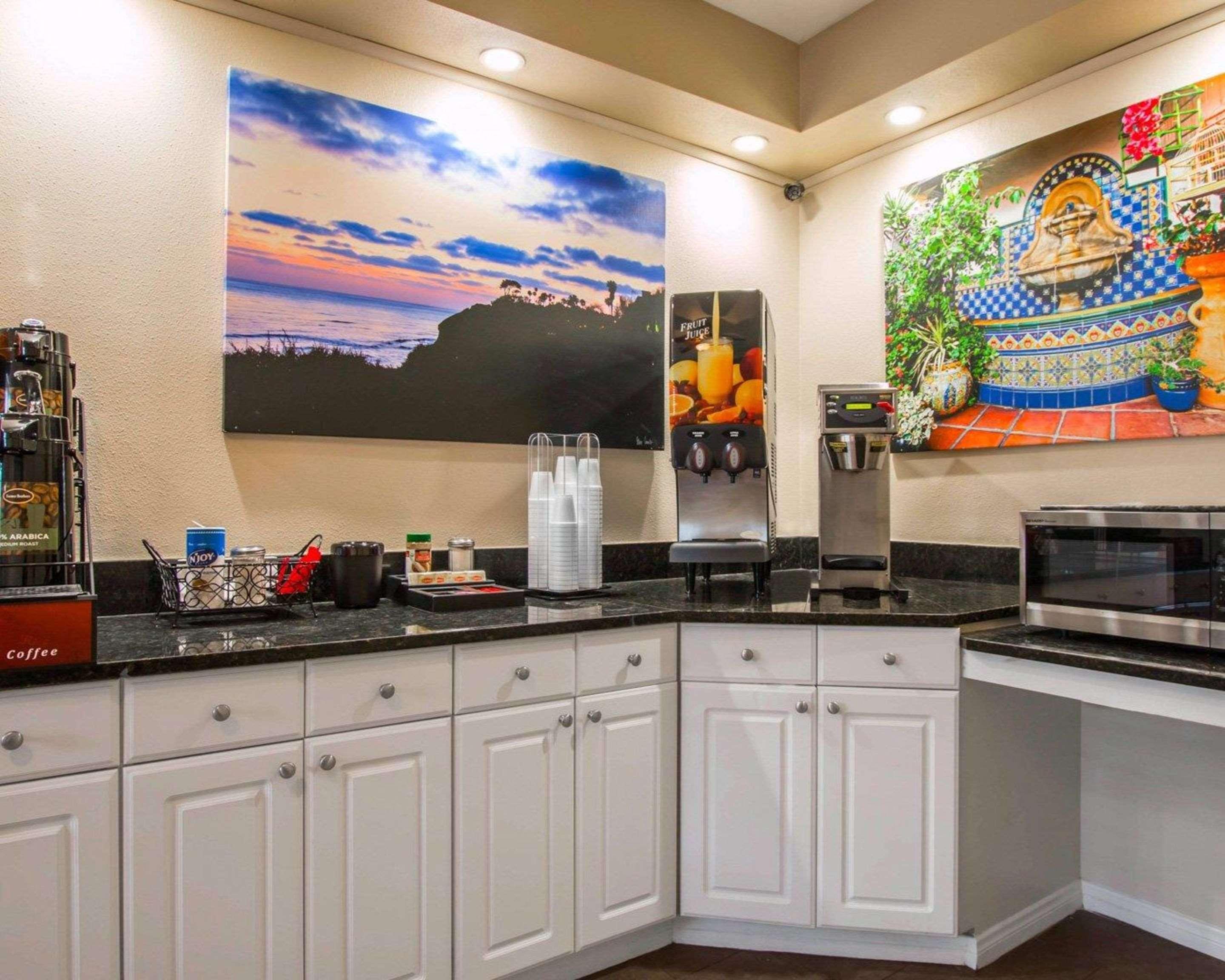 Restaurant Rodeway Inn Encinitas North