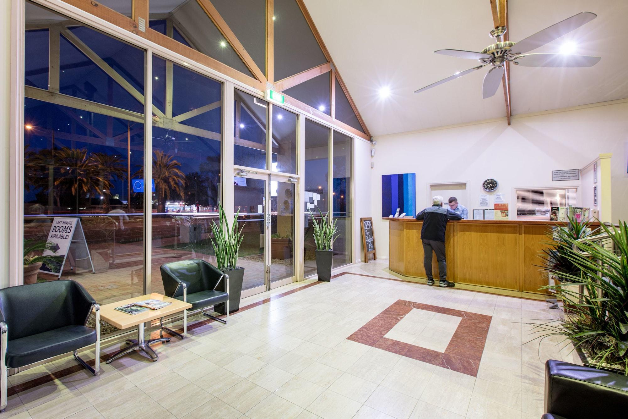 Vista Lobby Mildura Inlander Resort