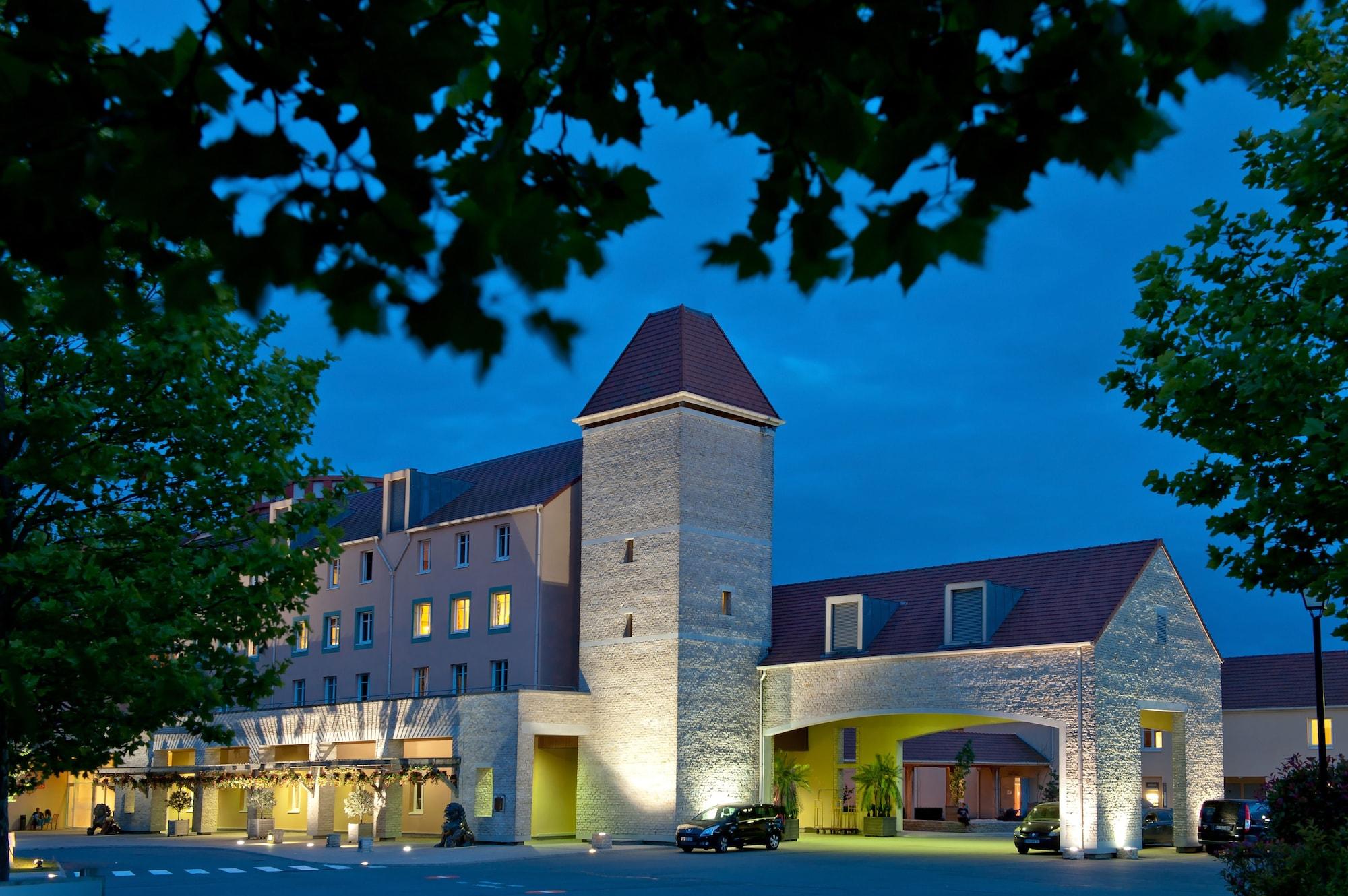 Vista Exterior Explorers Hotel