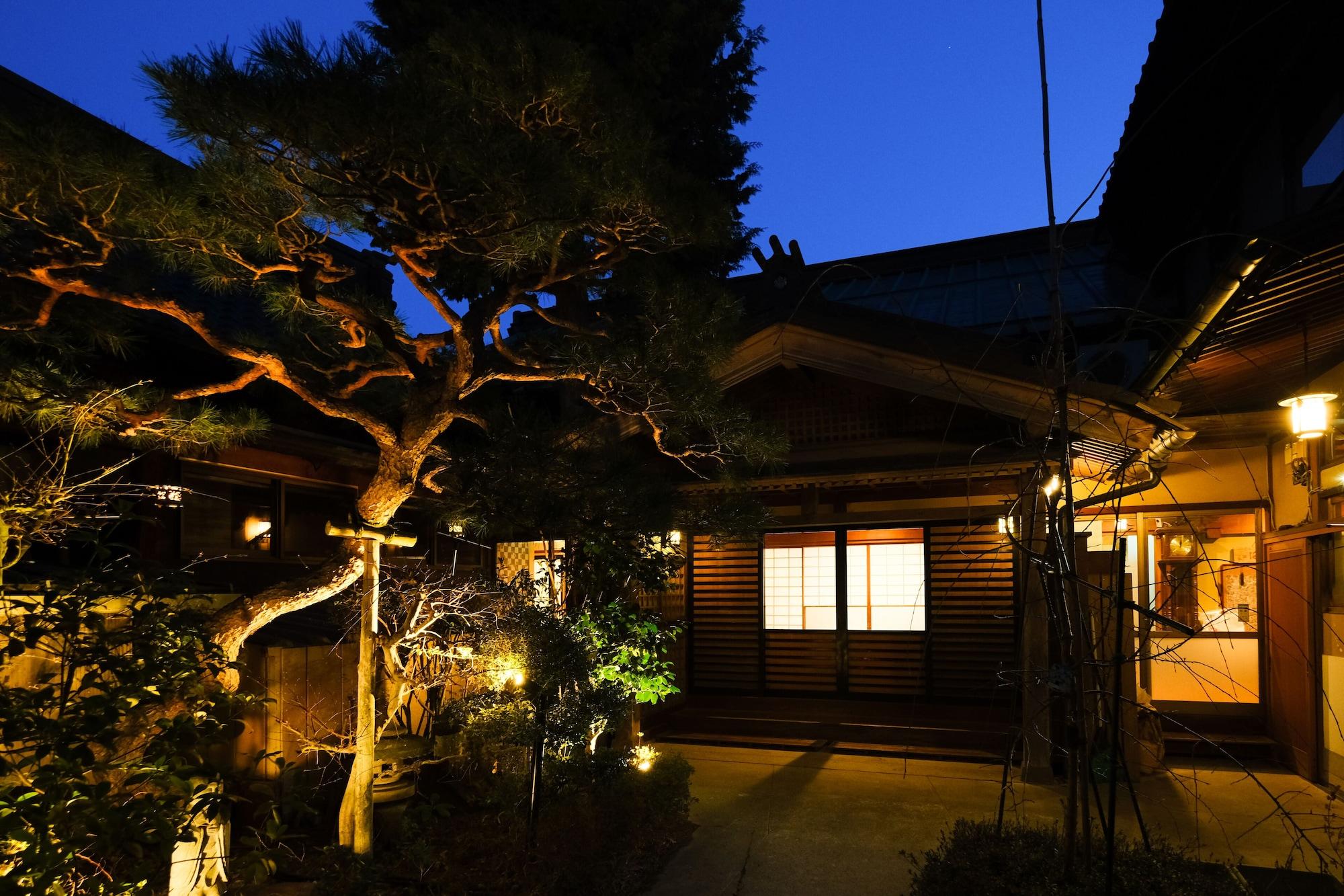 Vista Exterior Zenkoji Temple Yakuoin