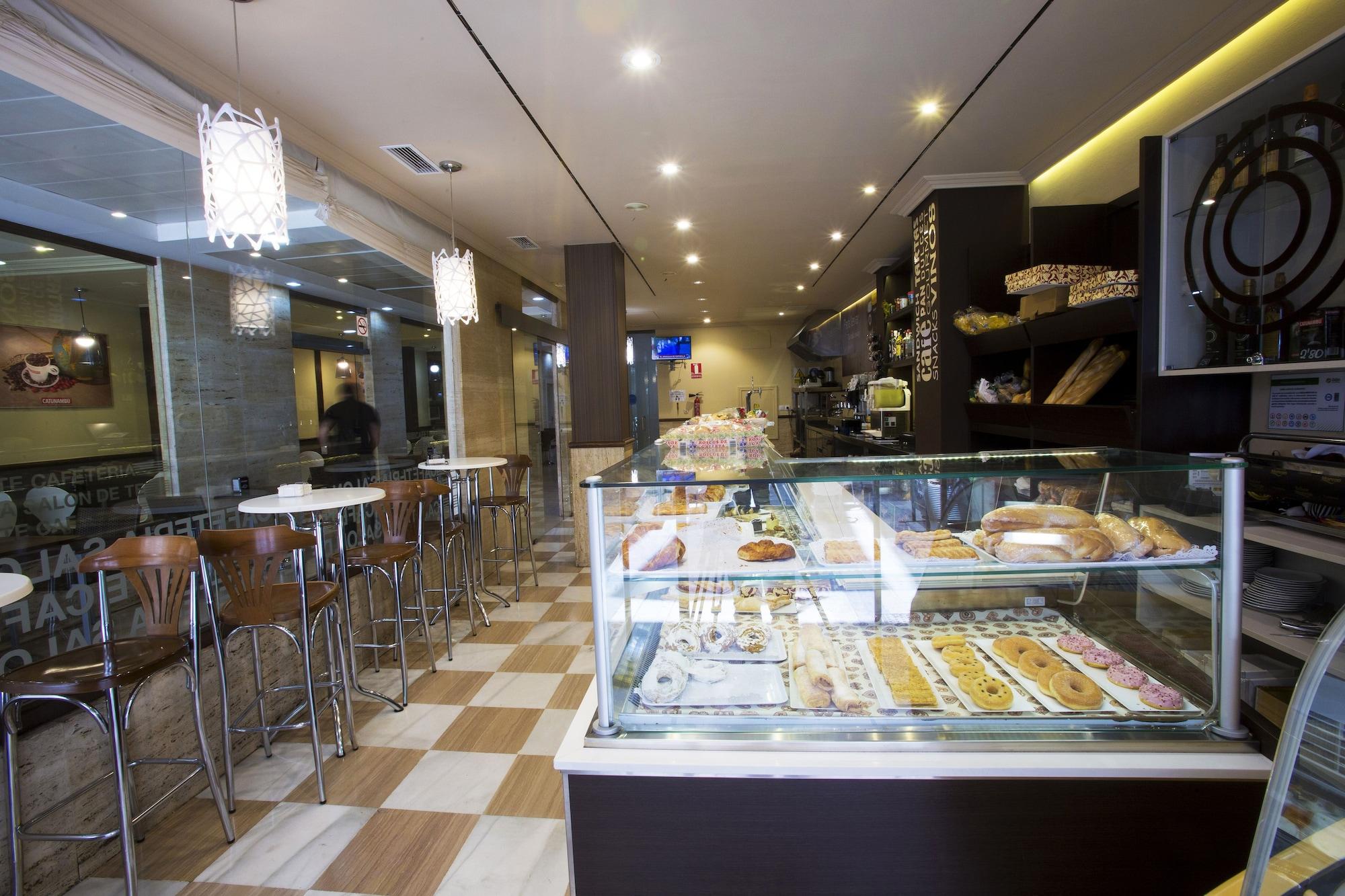 Bar/Salón Hotel Córdoba Centro