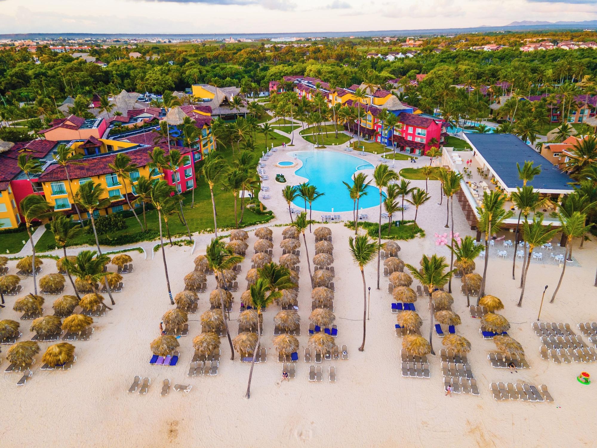 Vista Exterior Tropical Deluxe Princess - All Inclusive