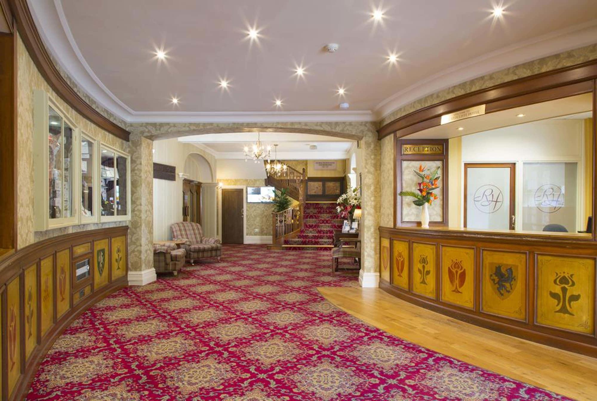 Vista Lobby Redcliffe Hotel