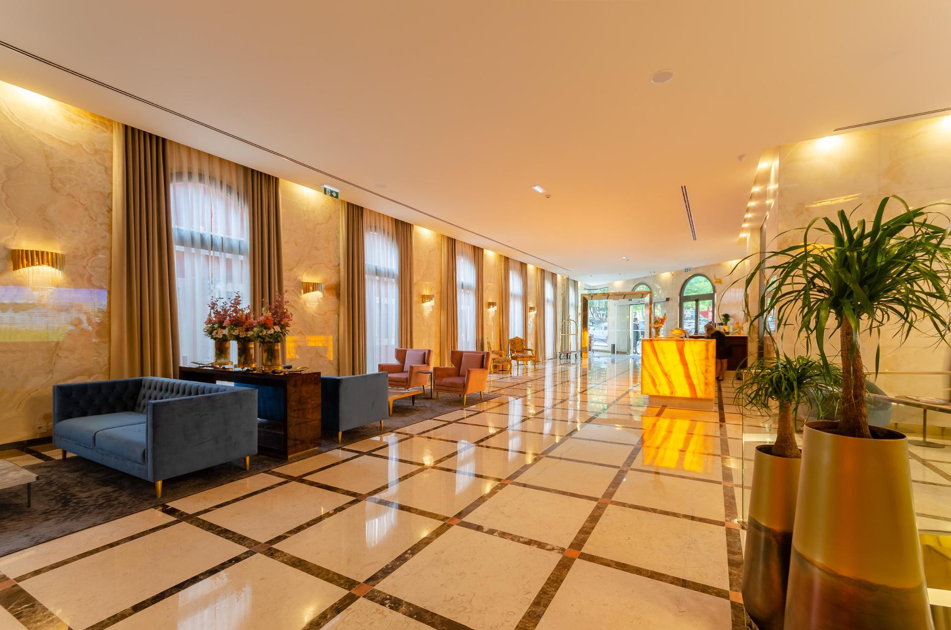 Vista Lobby TURIM Boulevard Hotel