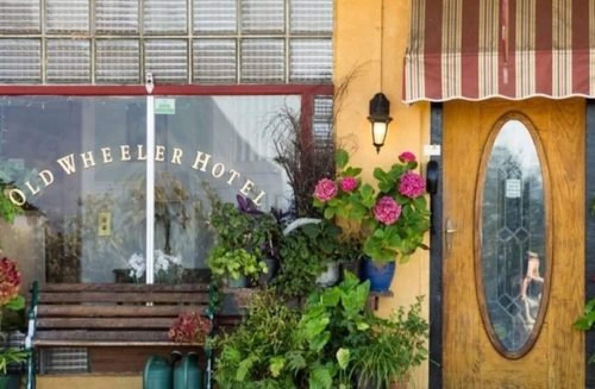 Vista Exterior Old Wheeler Hotel