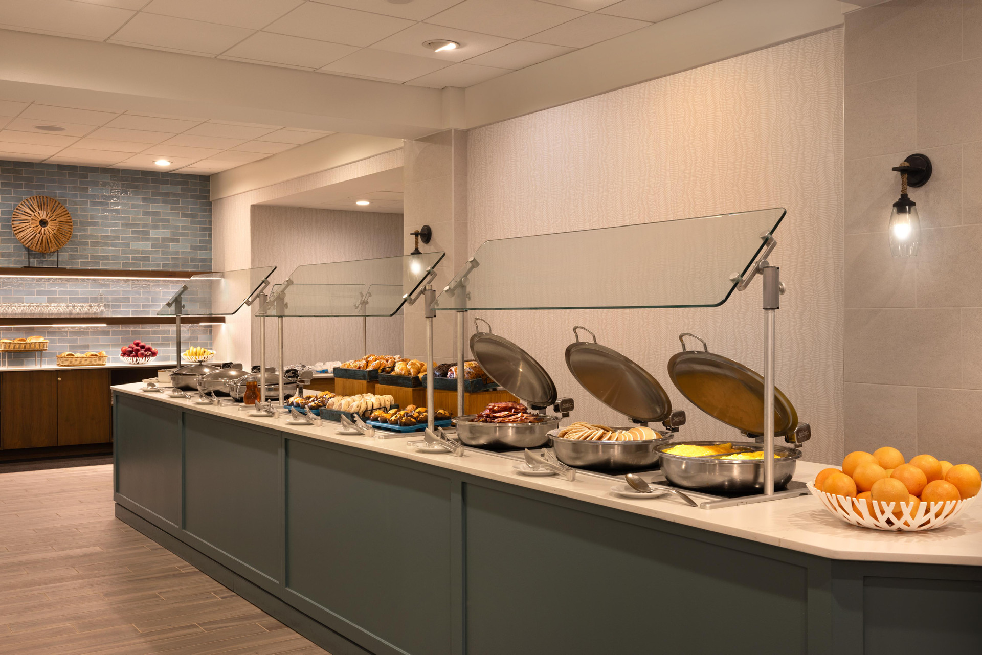 Restaurant DoubleTree Suites by Hilton Orlando - Disney Springs Area