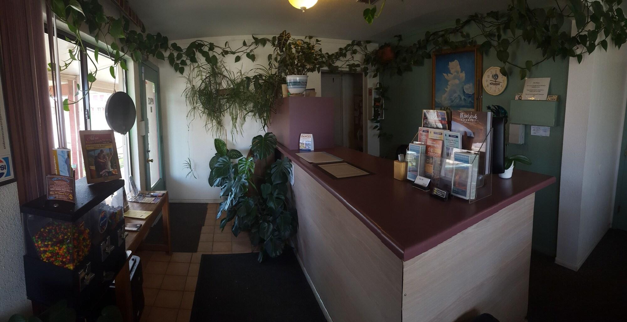Vista Lobby Cortez Cozy Inn