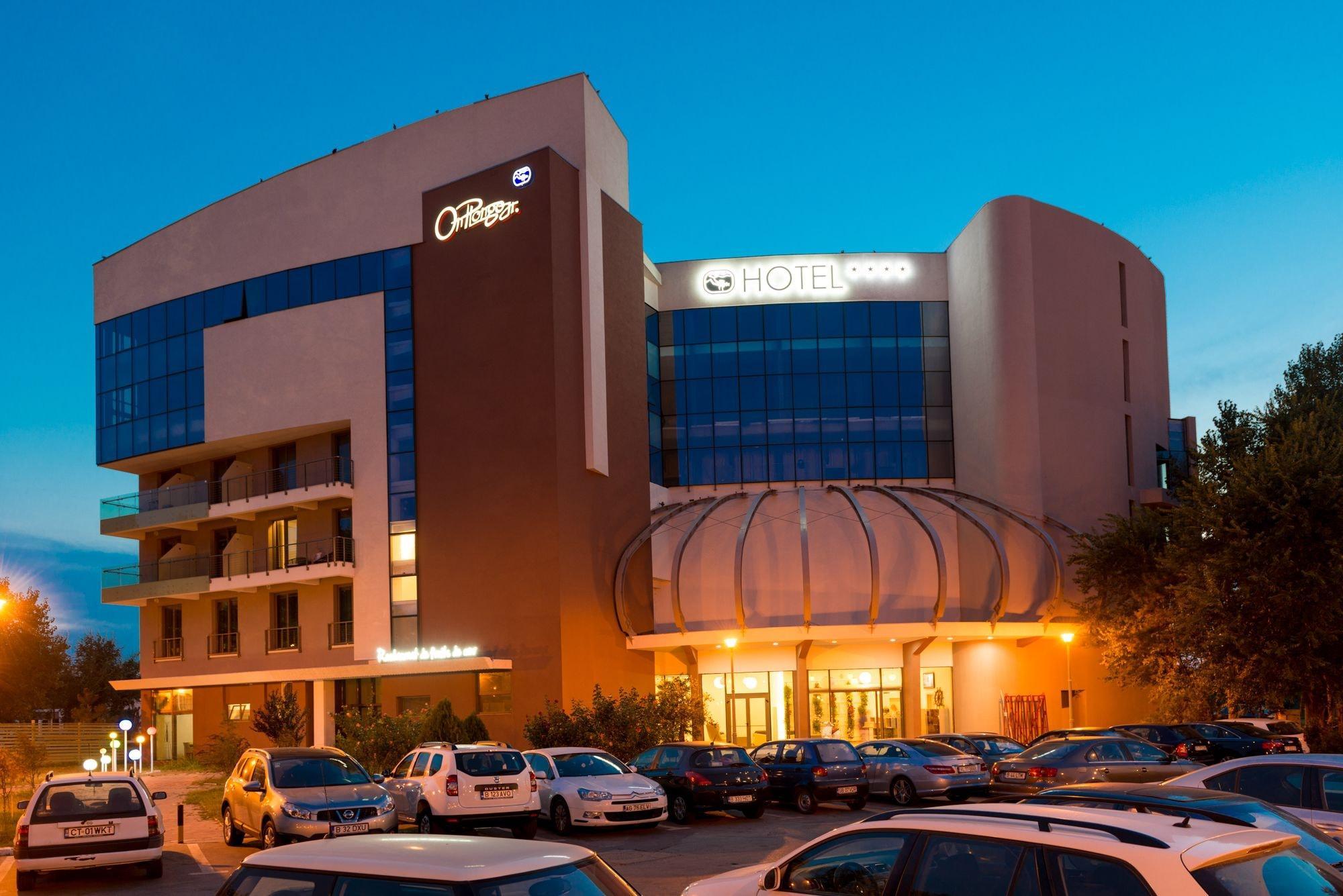Vista Exterior Hotel On Plonge Junior