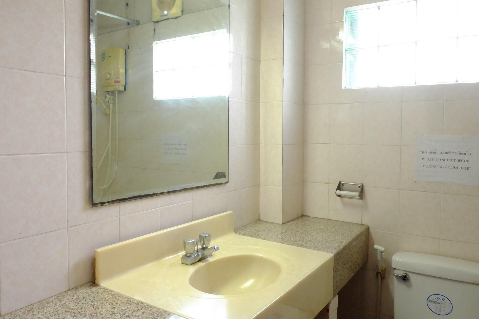 Equipamiento de Habitación Jor Koo City Hotel