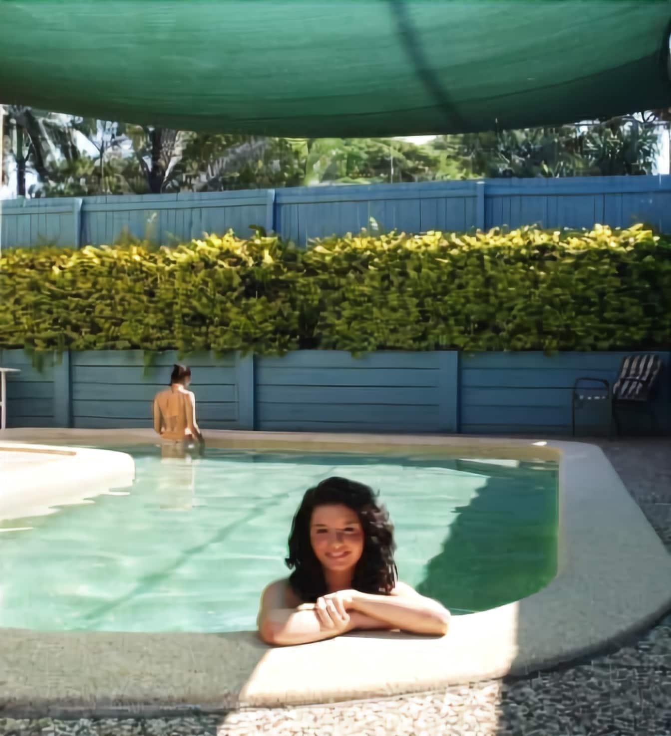 Vista Piscina Coolum Budget Accommodation