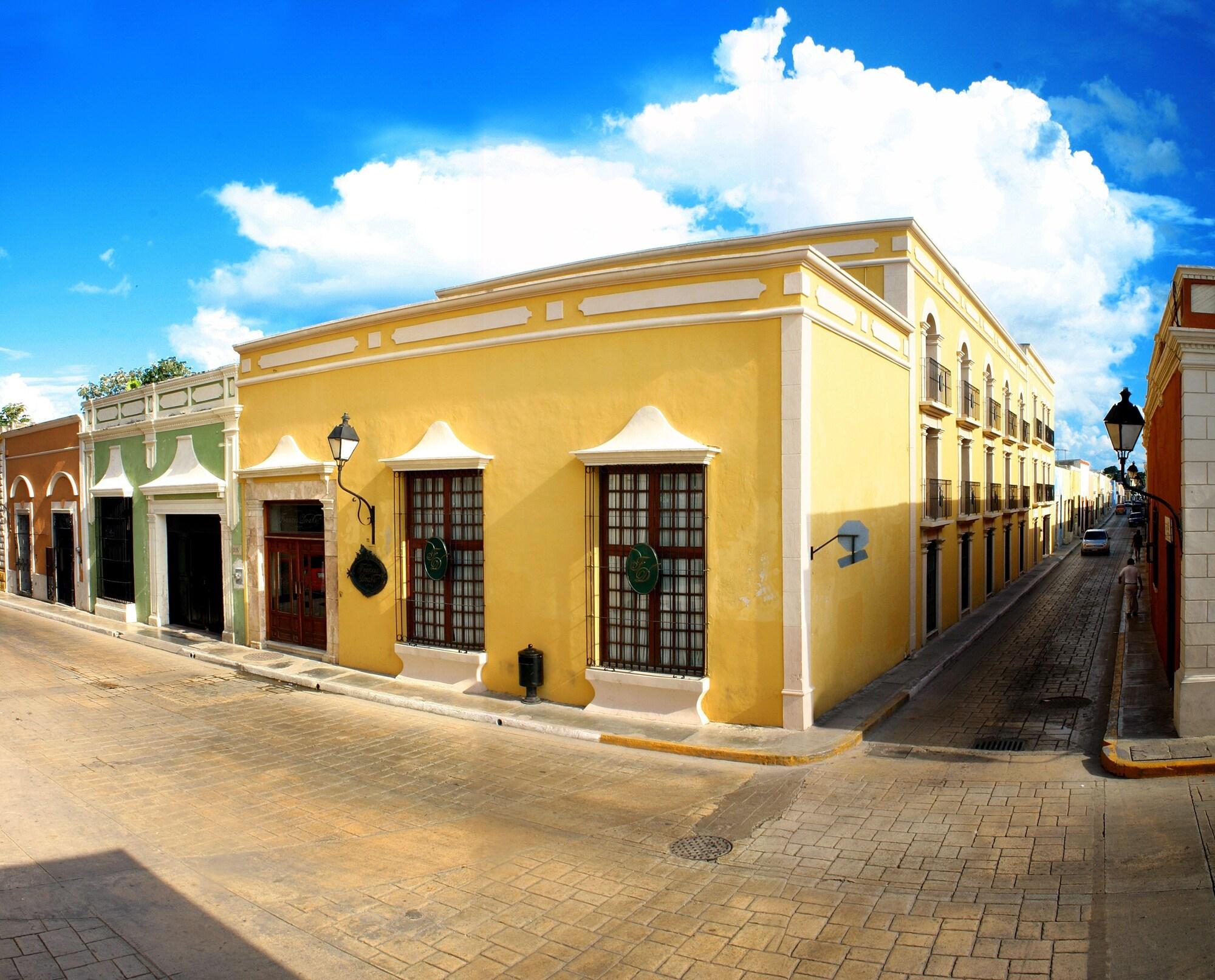 Varios Hotel Francis Drake