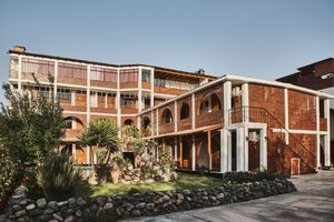 Alojamiento - Bris Hotel