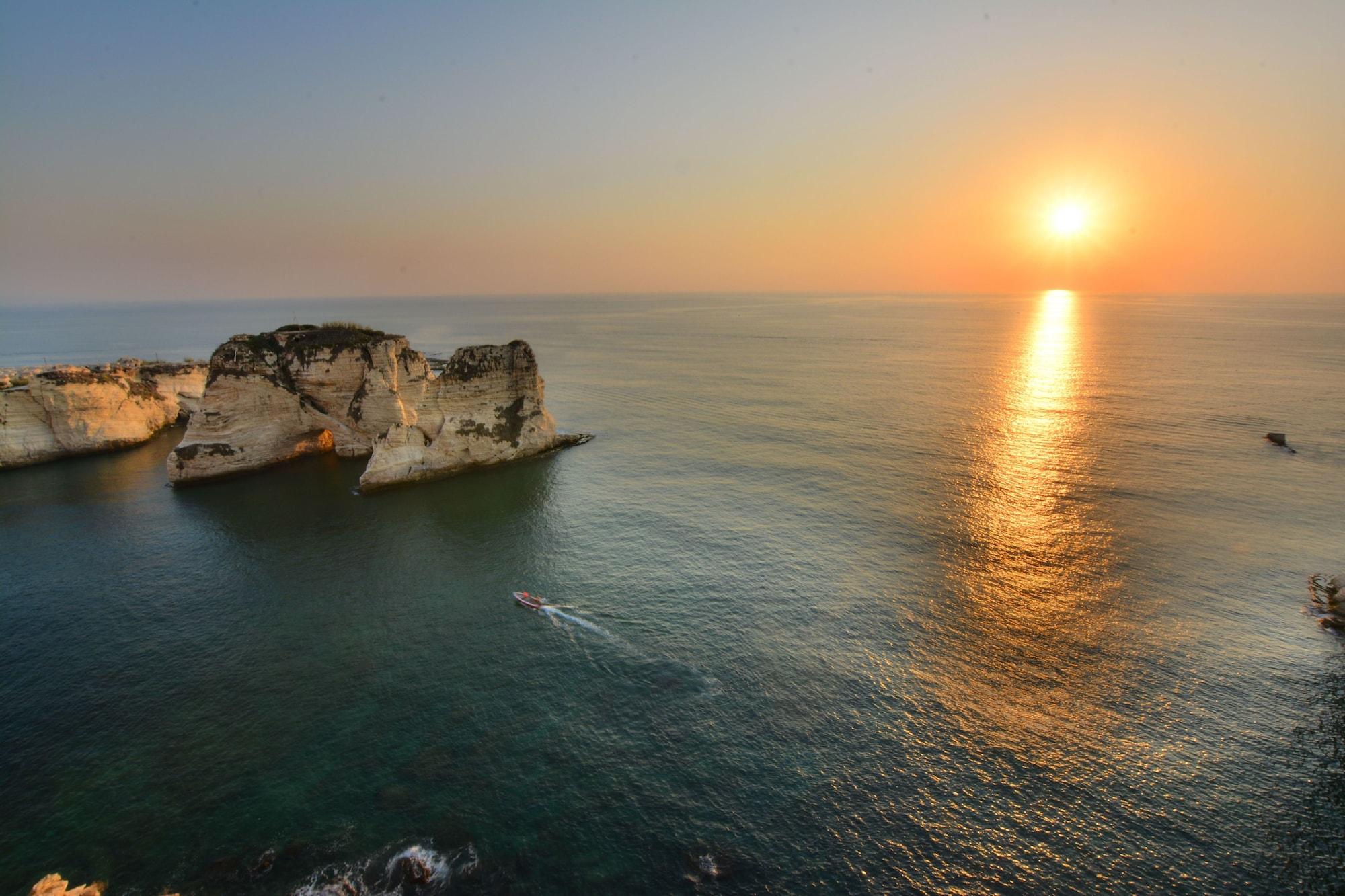 Playa Raouché Arjaan by Rotana