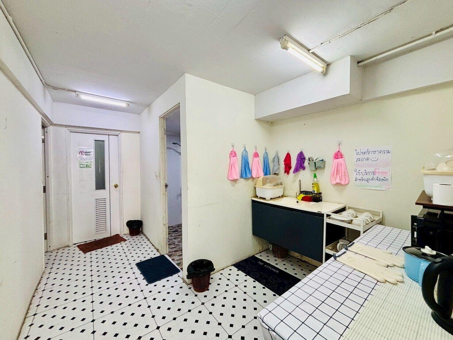 Comodidades del Alojamiento BKK Rama3 Guest House
