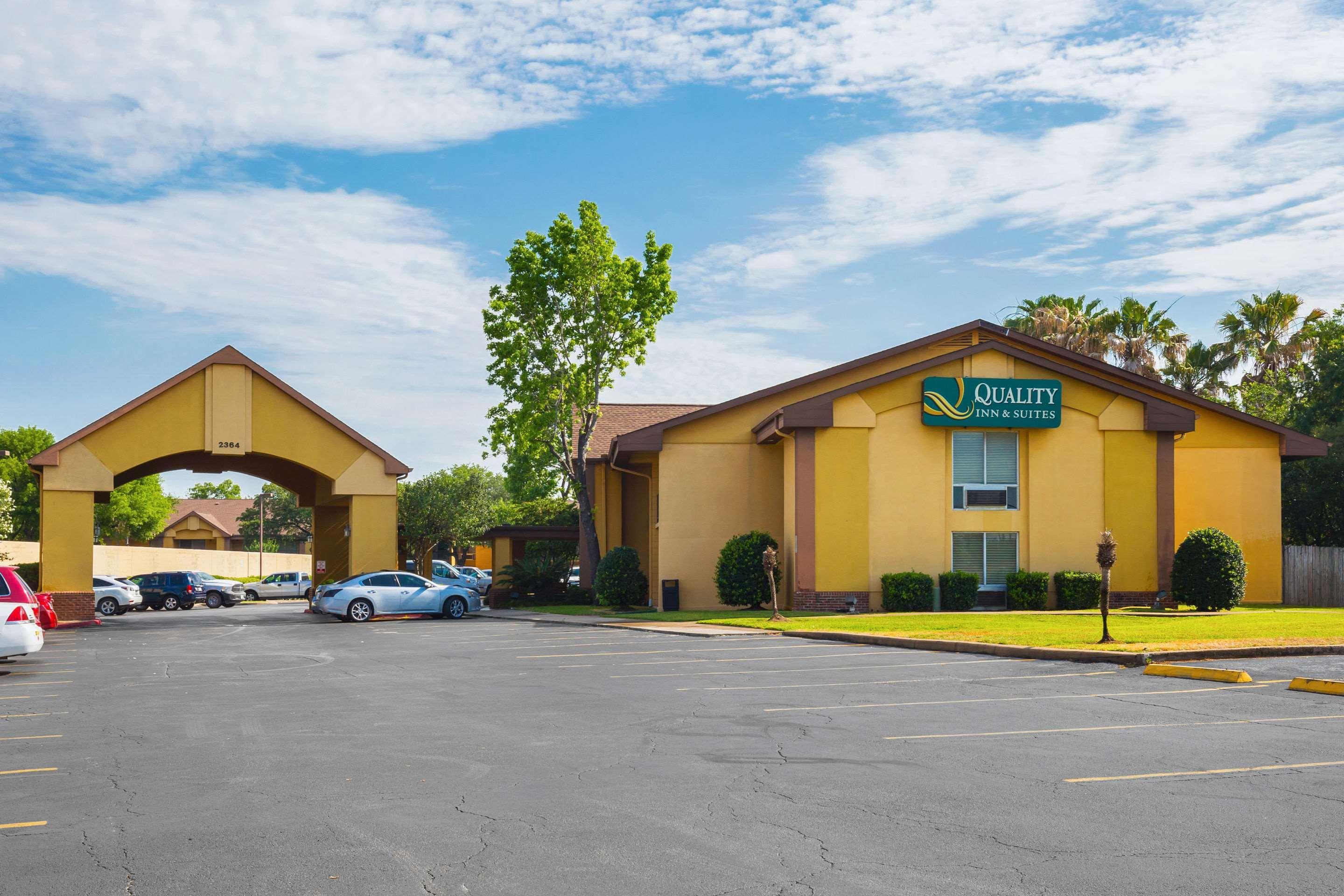 Vista Exterior Quality Inn & Suites NRG Park - Medical Center