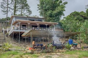 Alojamiento - Happy Garden Resort - Hostel