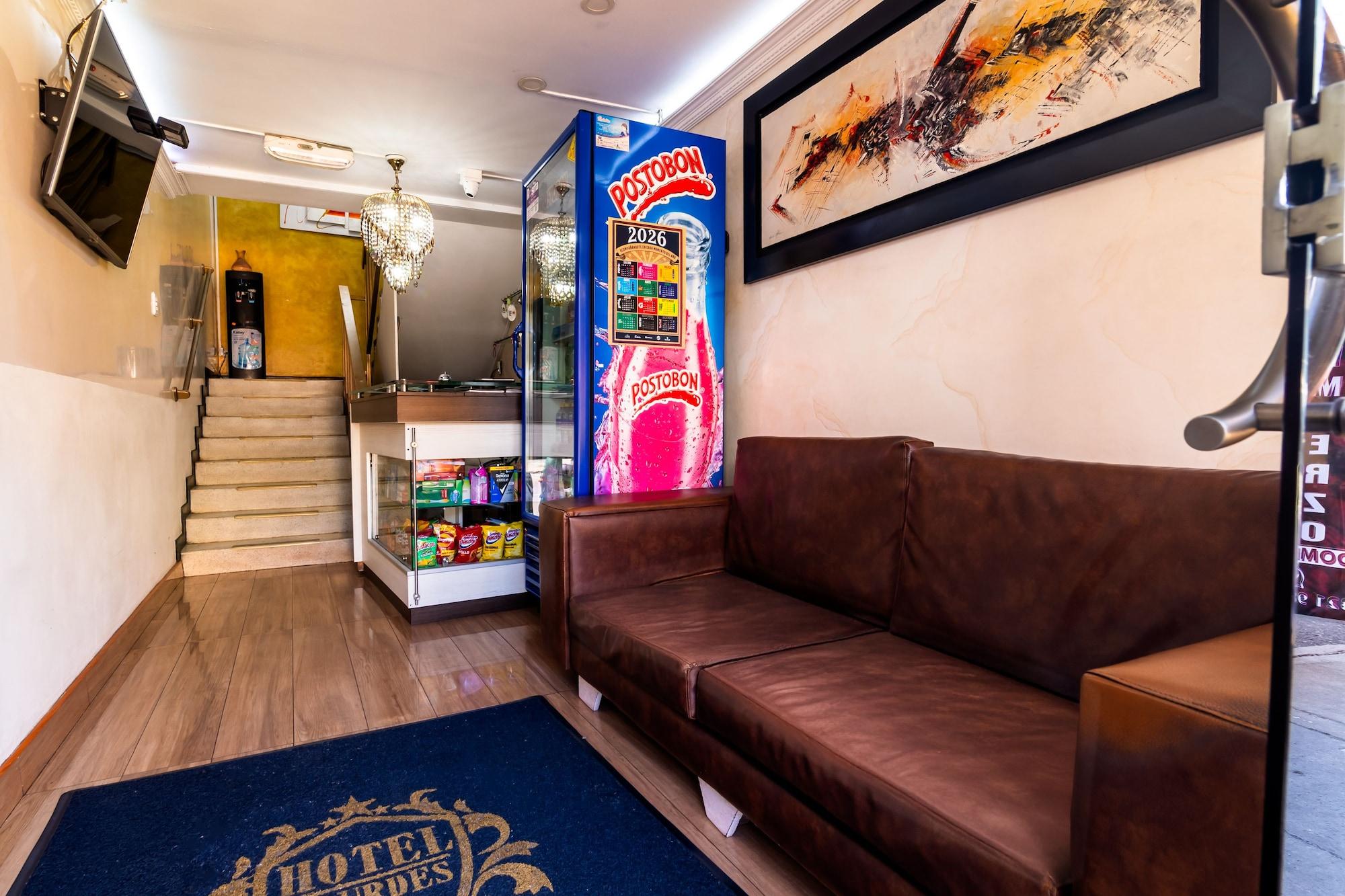 Vista Lobby Hotel Lourdes 62