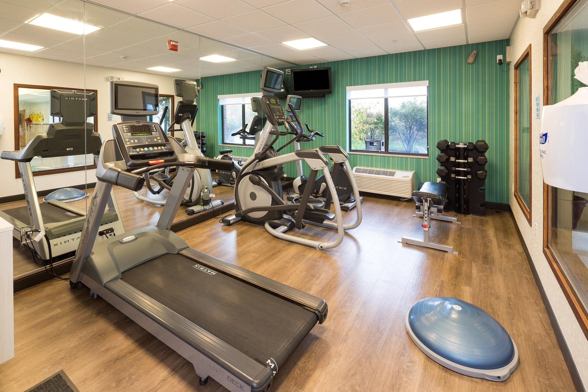 Gimnasio Holiday Inn Express Hotel & Suites Grand Blanc by IHG