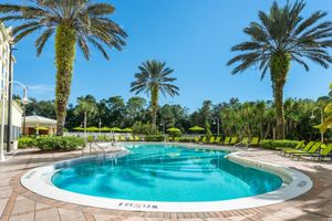 Alojamiento - Comfort Suites Maingate East