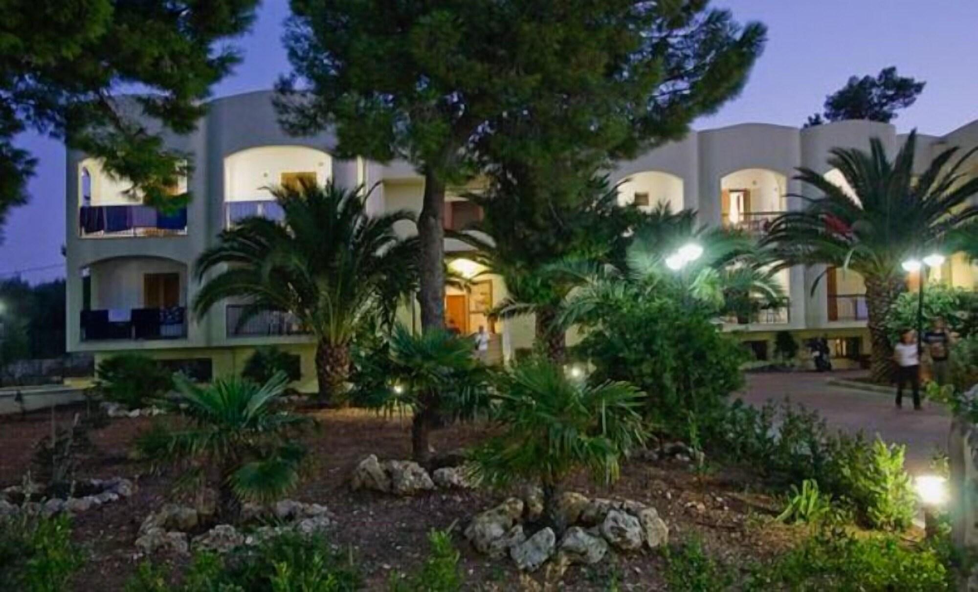 Varios Hotel Residence Villa Candida