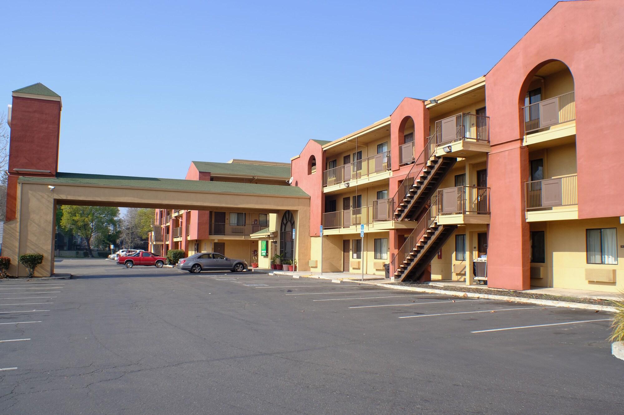 Comodidades del Alojamiento Budget Inn and Suites