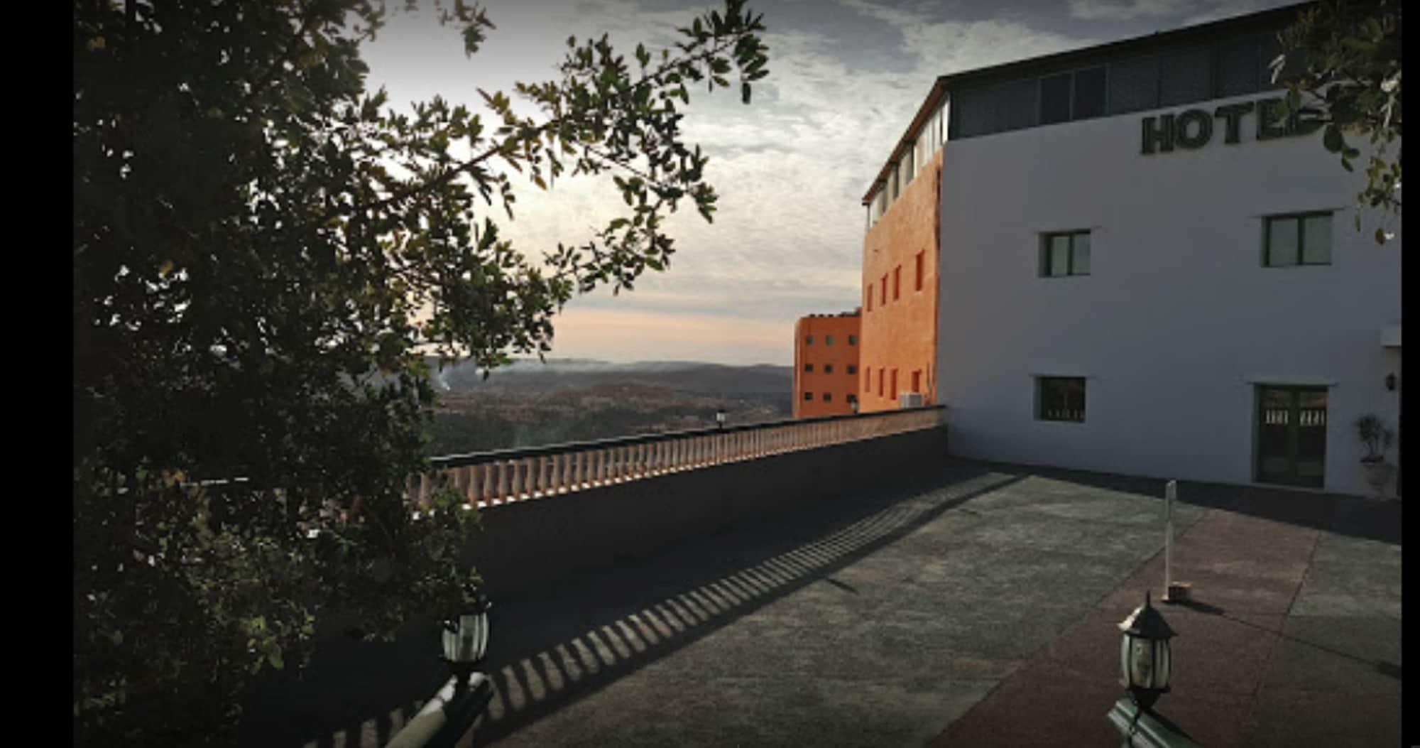 Vista Exterior Hotel Belveder