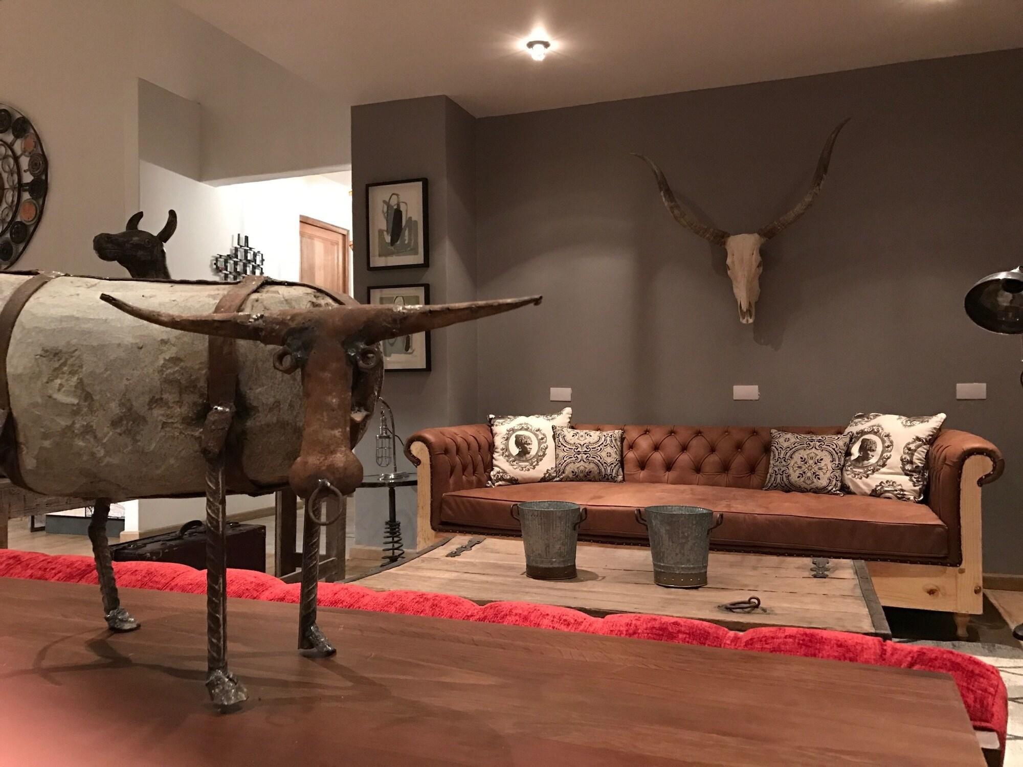 Bar/Salón Latitude 15 Degrees