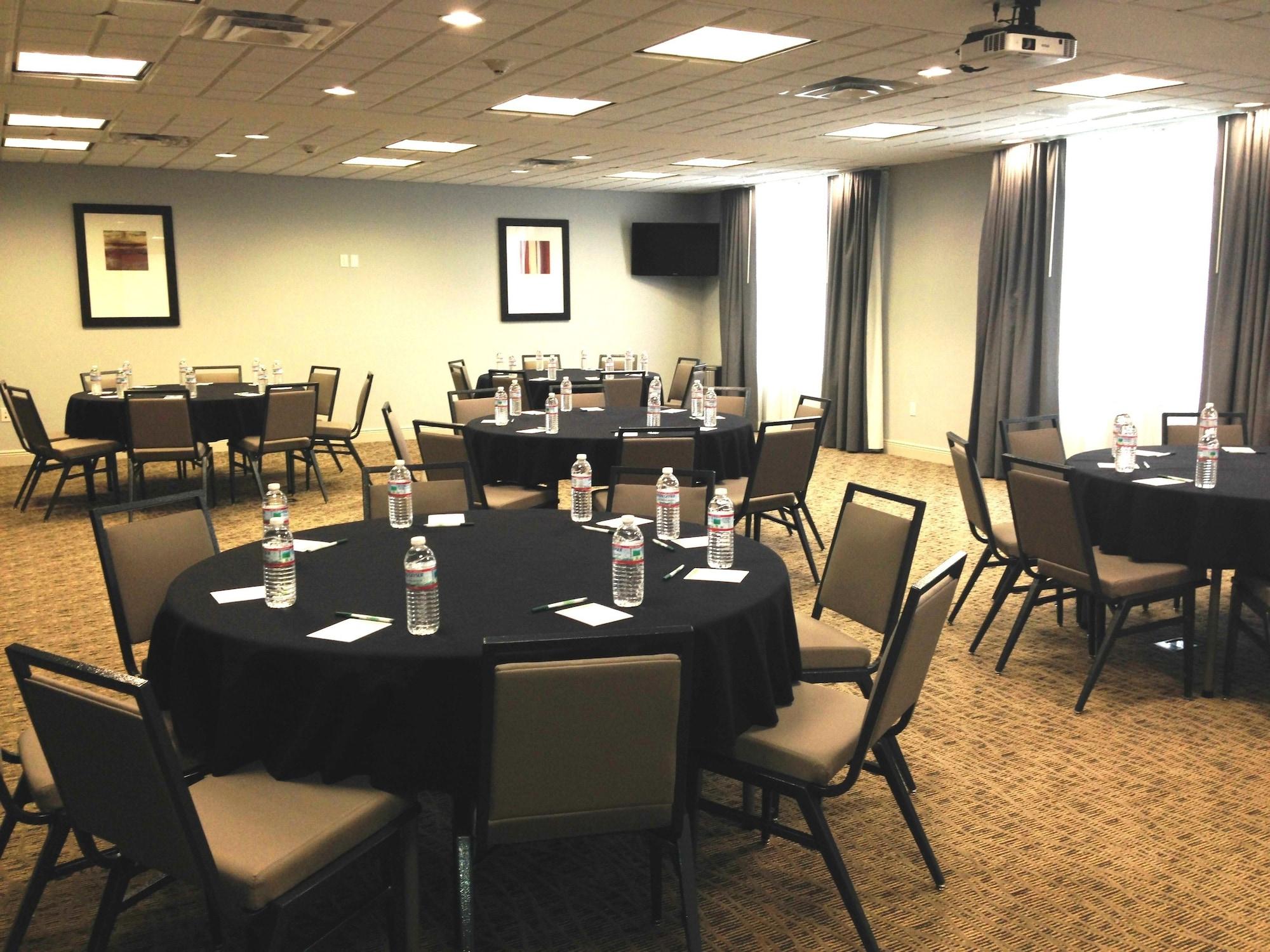 Sala de Reuniones Wingate by Wyndham Slidell/New Orleans East Area