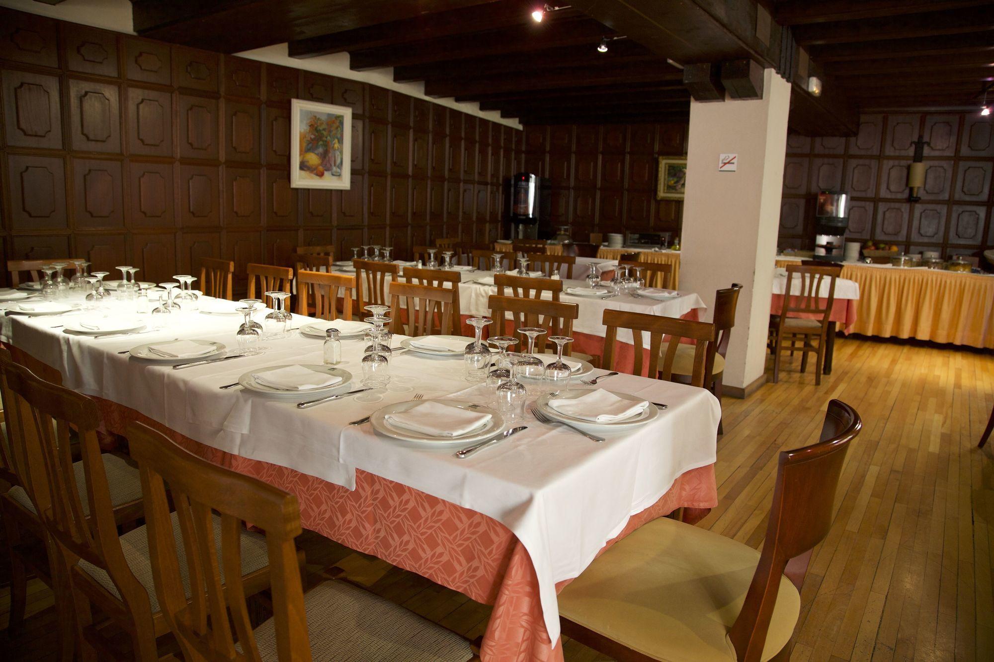 Restaurant Hotel Riu Nere
