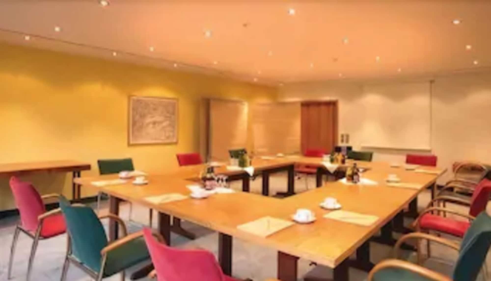 Sala de Reuniones Hotel Zum Kreuz