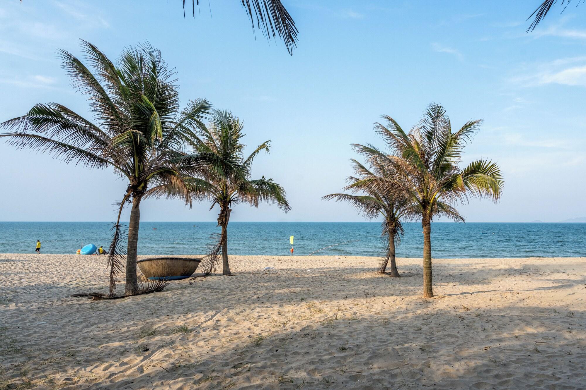 Playa Signature Blue Ocean Villa Hoi An