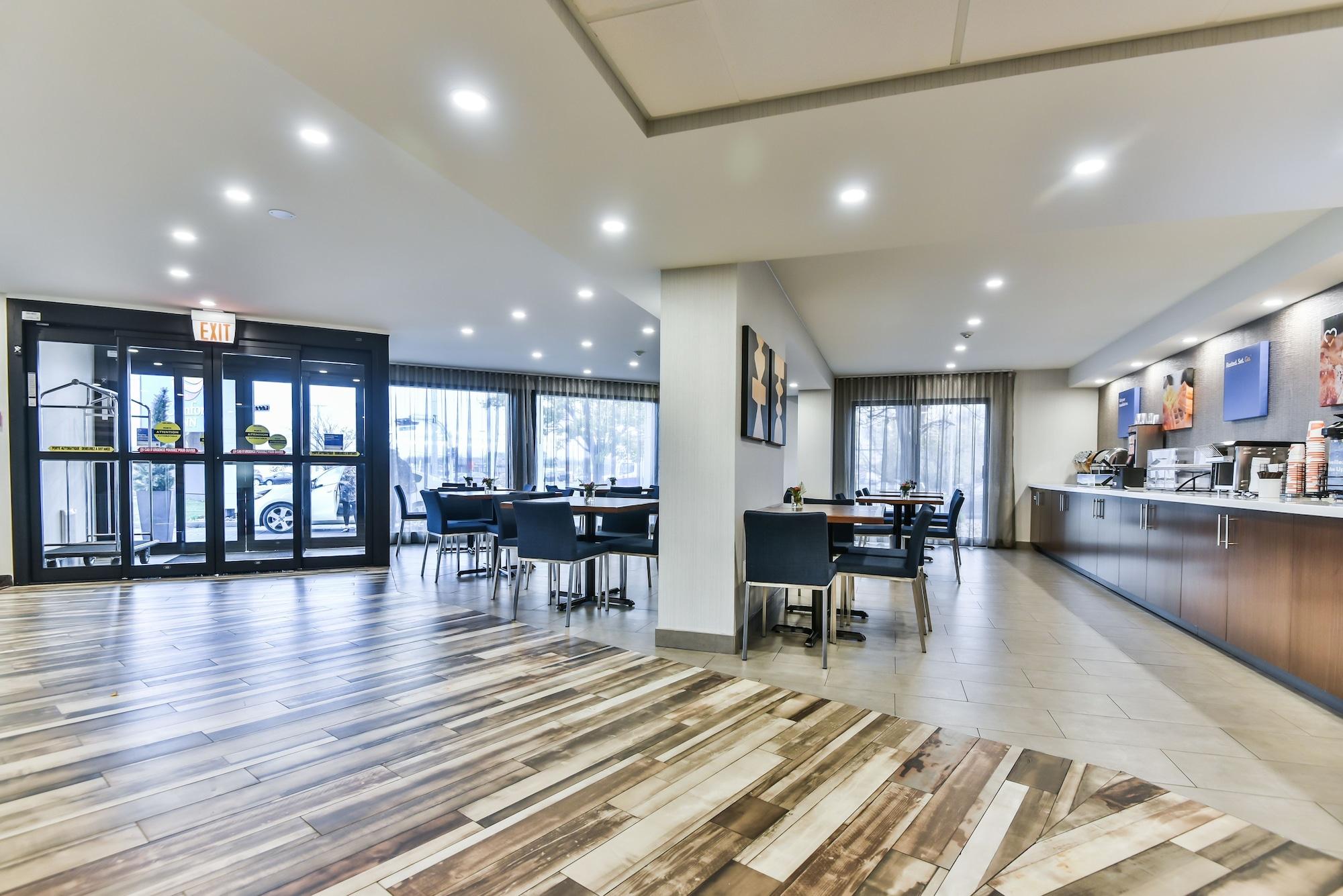 Vista Lobby Comfort Inn Montréal Aéroport