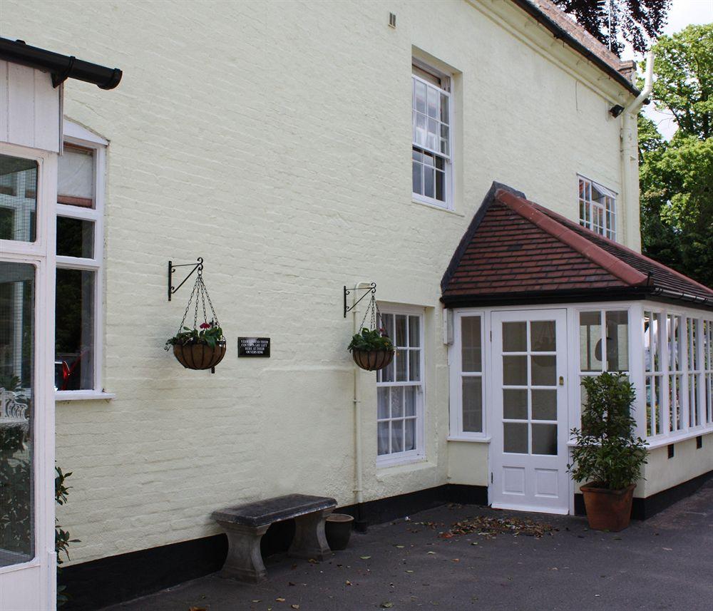 Vista Exterior Springfield Guest House
