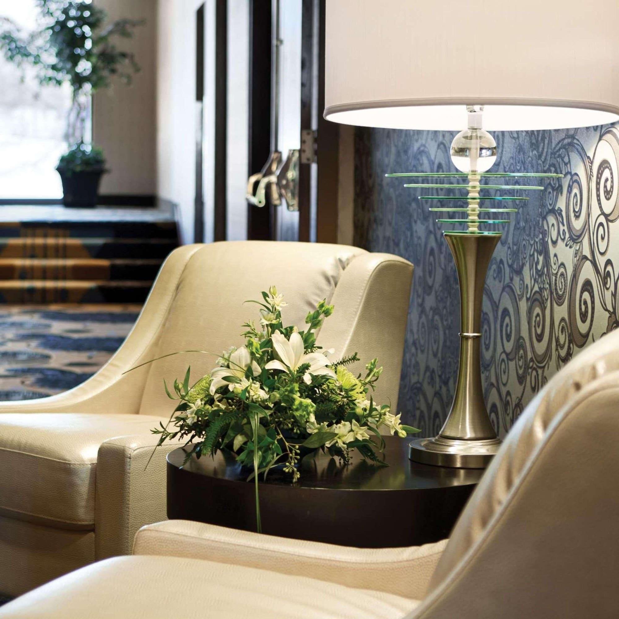 Vista Lobby Radisson Hotel Bismarck
