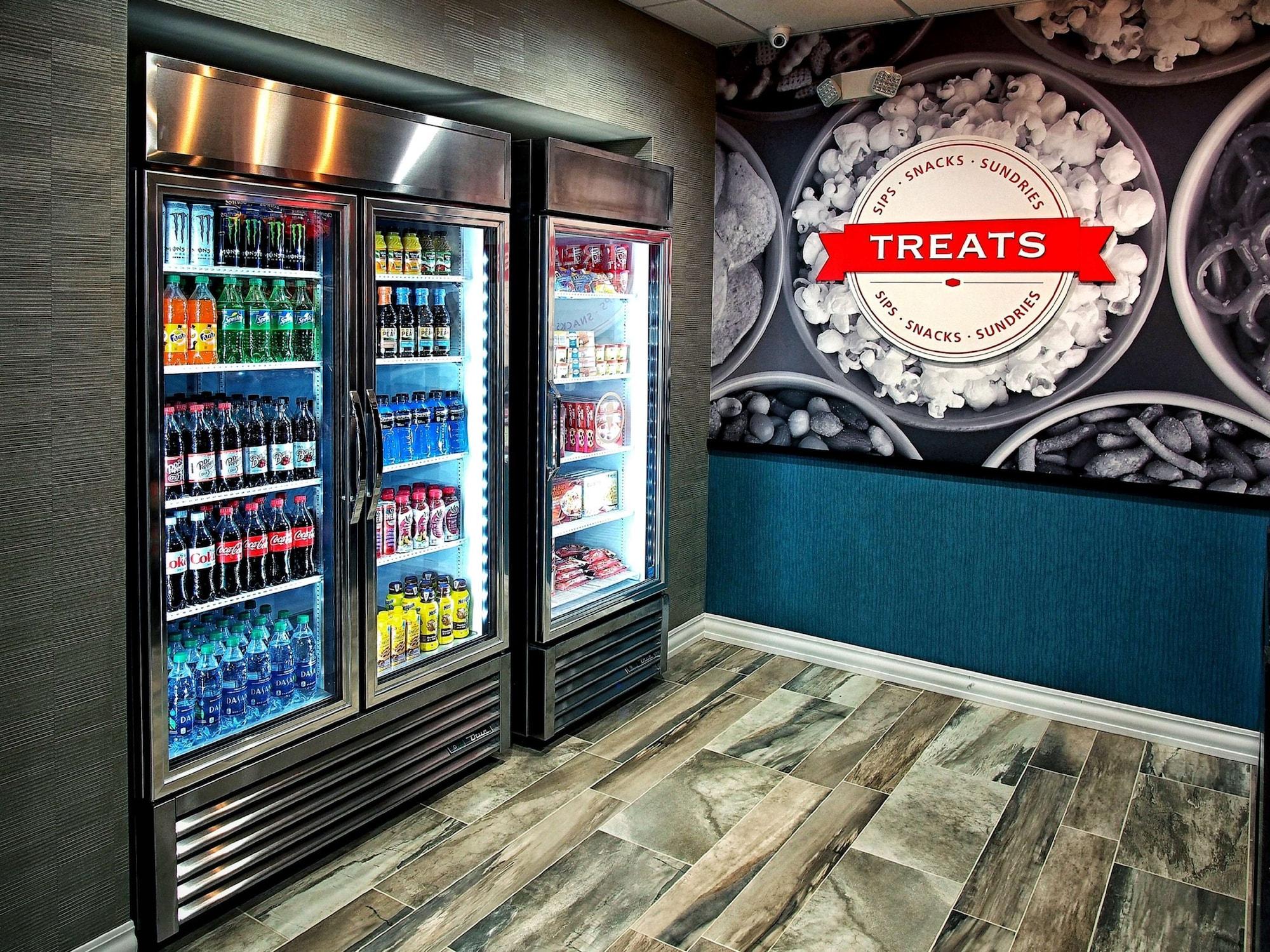 Bar/Salón Hampton Inn & Suites Moore