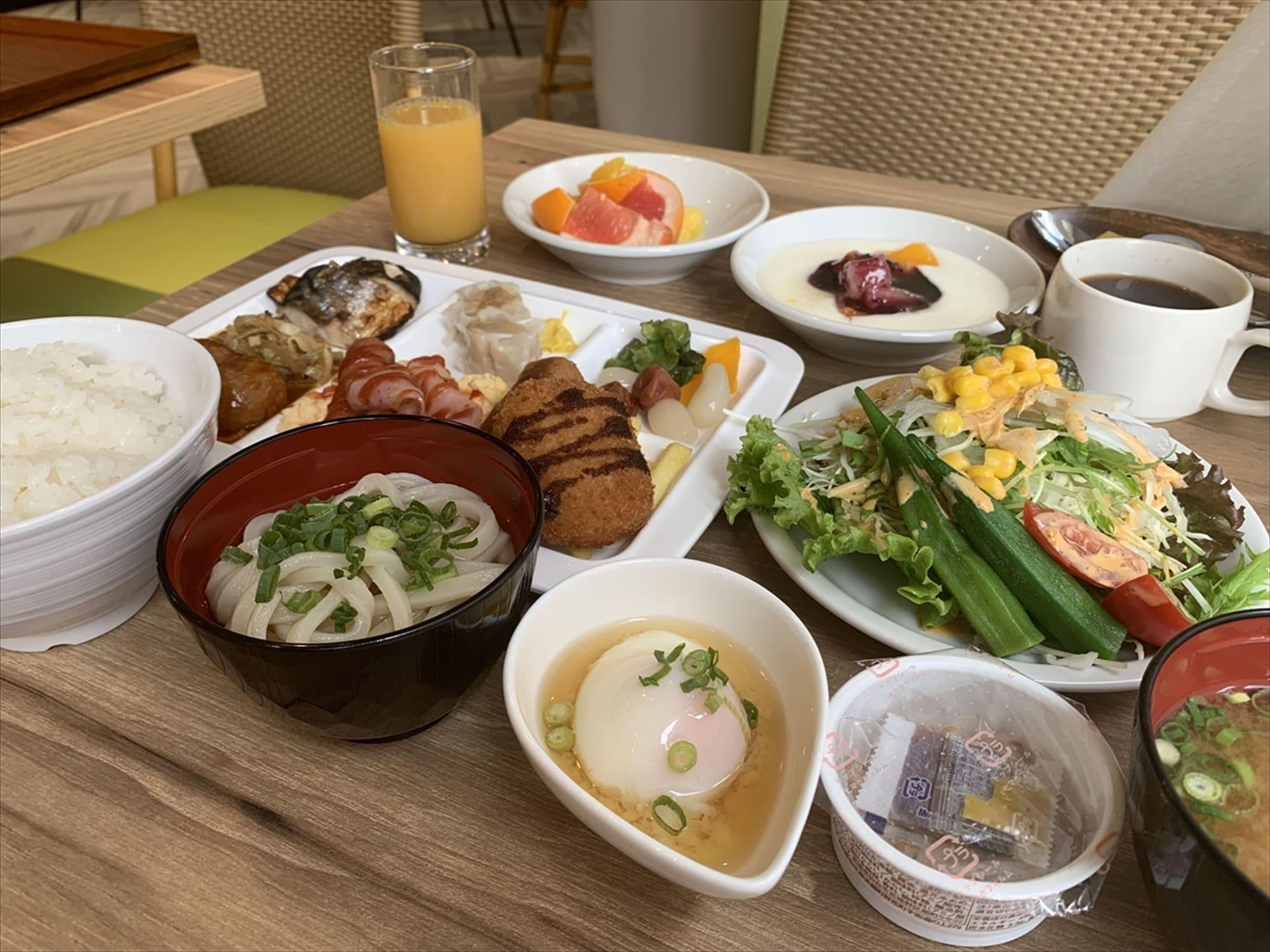 Restaurant Green Rich Hotel Tottori Ekimae