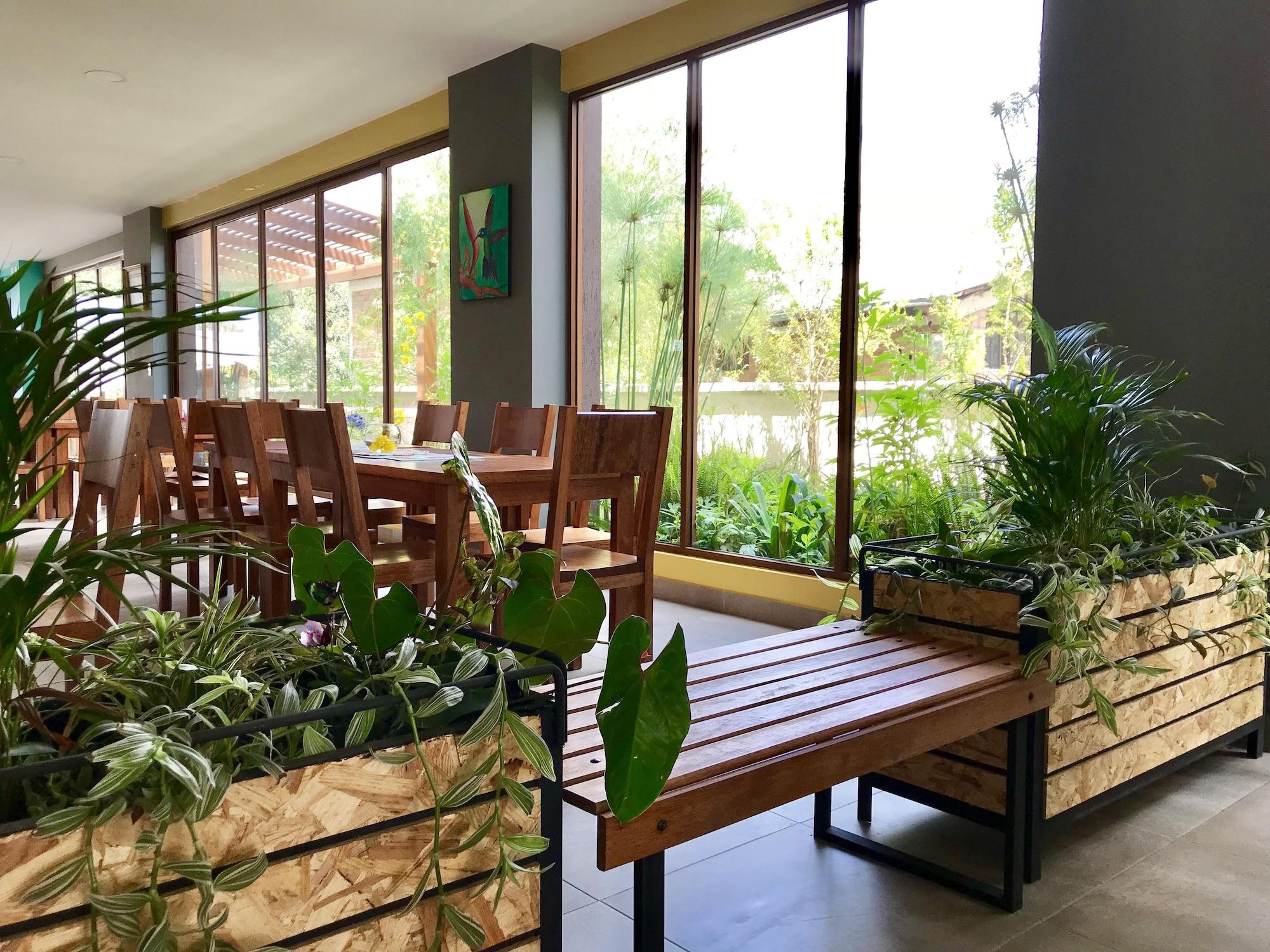 Restaurant Ilalo Garden Hotel & Restaurant