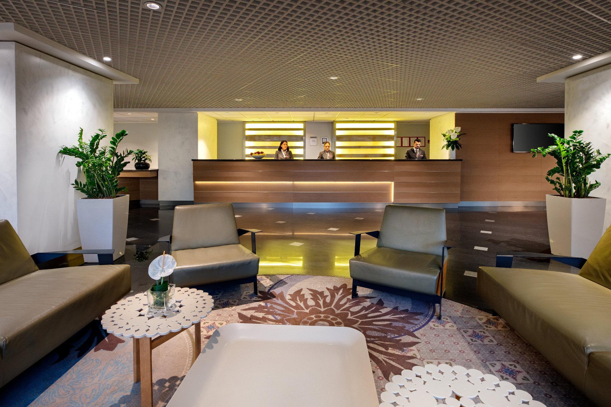 Vista Lobby Crowne Plaza Milan - Linate by IHG