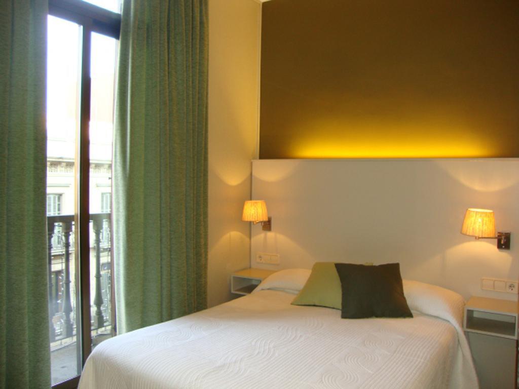 Vista Exterior Fontanella Green House