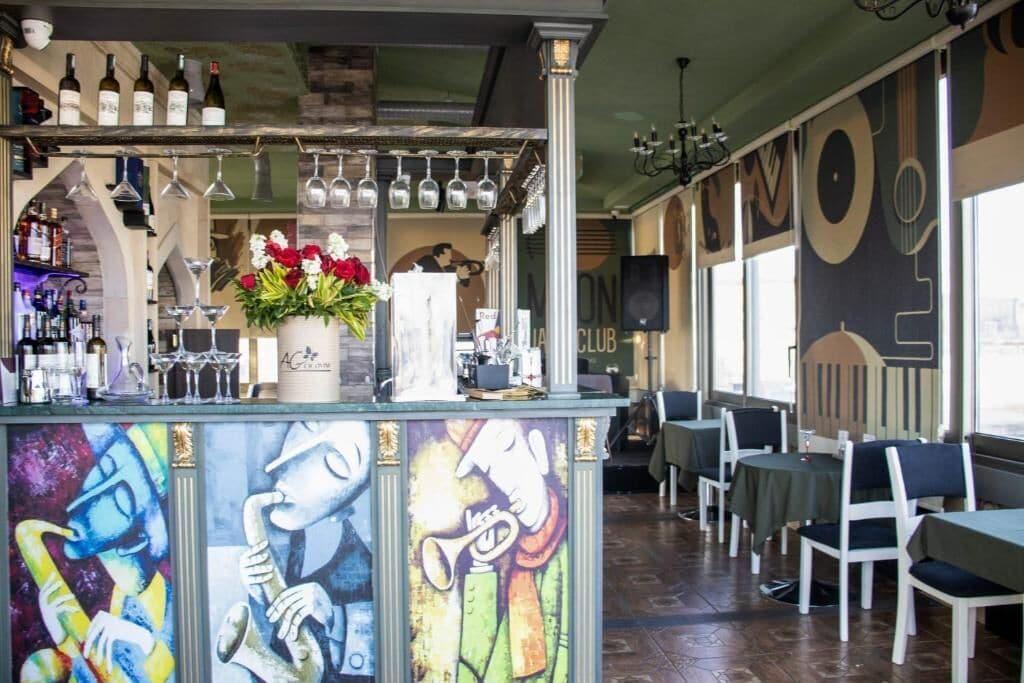 Bar/Salón Moon Light Hotel