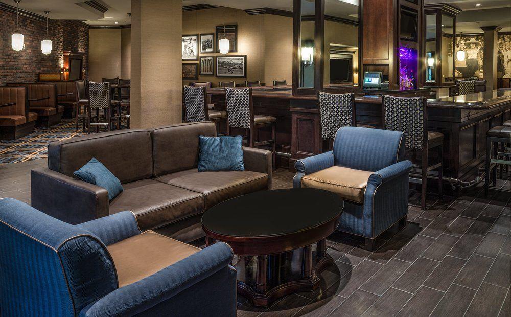 Bar/lounge Sheraton North Houston at George Bush Intercontinental