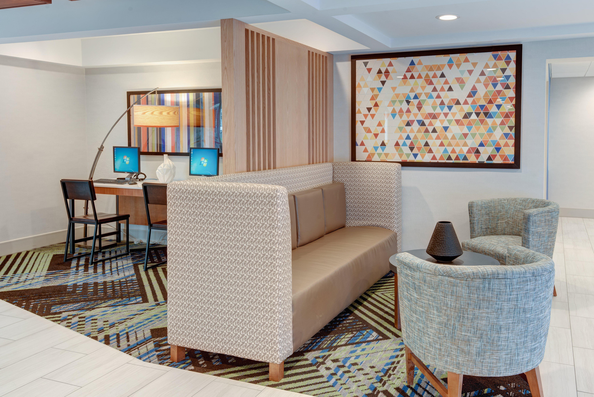 Vista Exterior Holiday Inn Express and Suites West Long Branch Ea