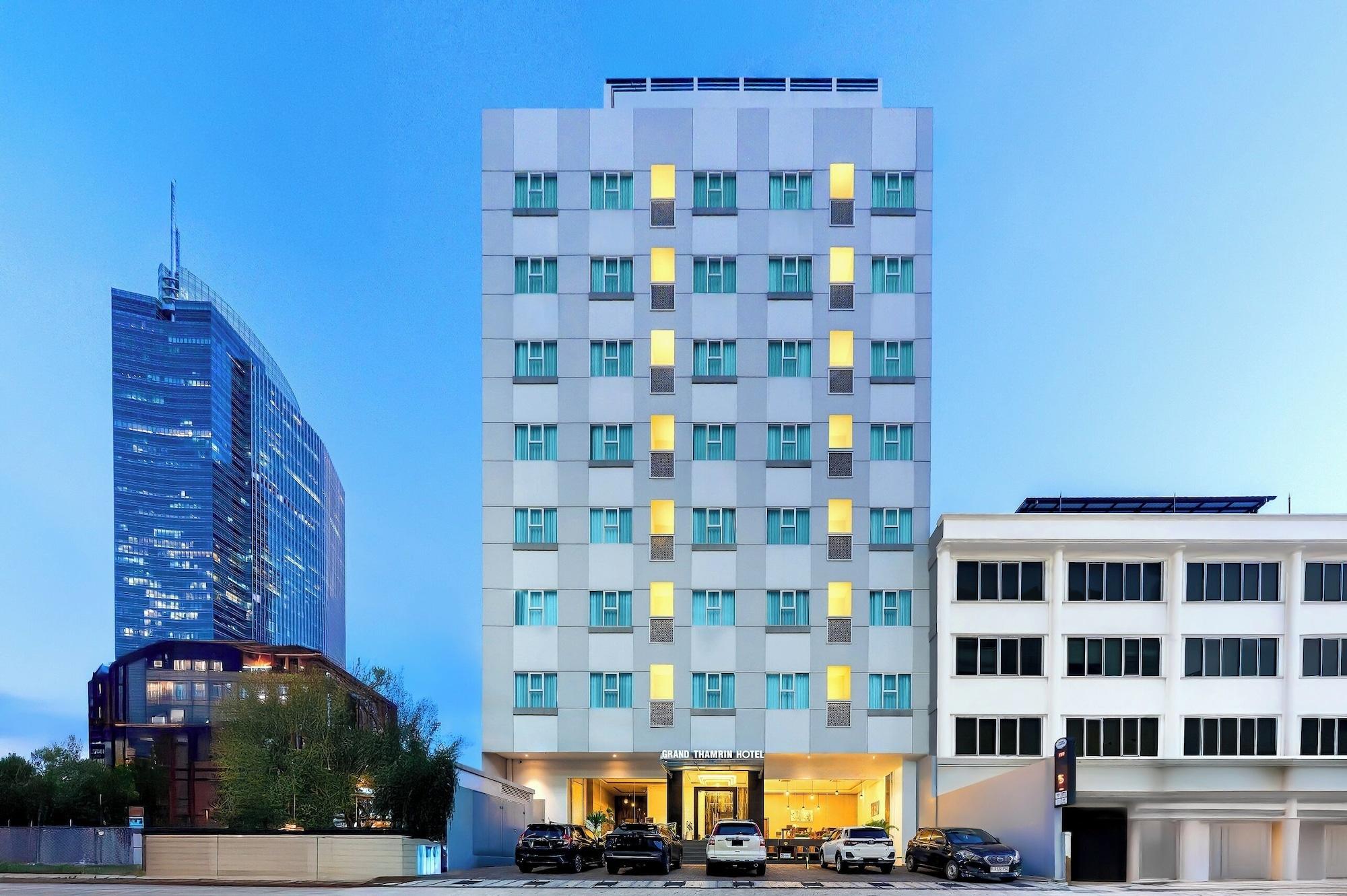 Vista Exterior GRAND   THAMRIN  HOTEL