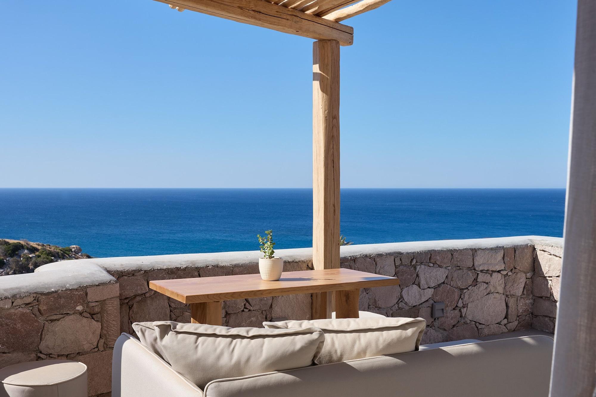 Playa Armony Suites Milos