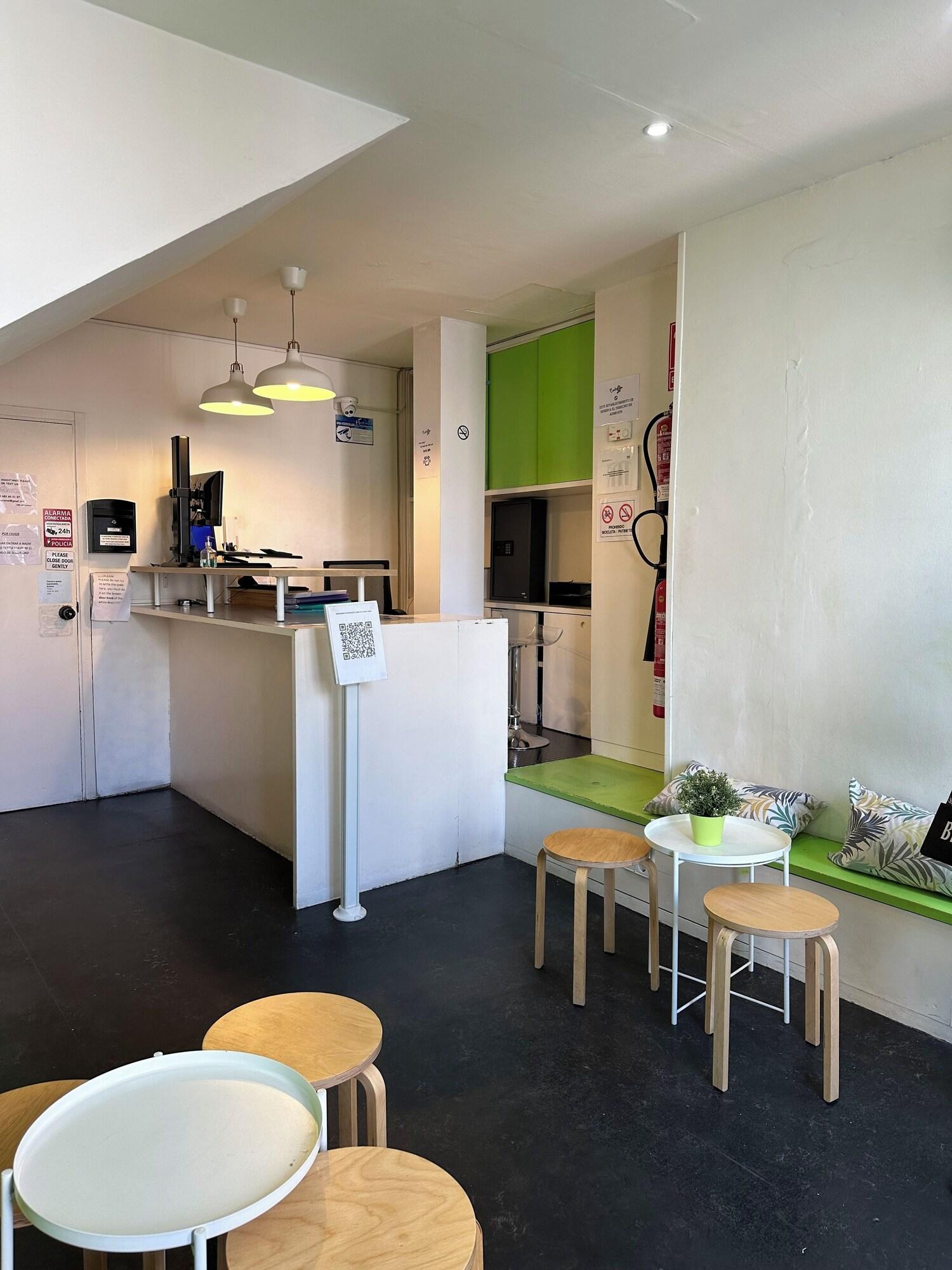 Vista Lobby Central and Basic  Universitat